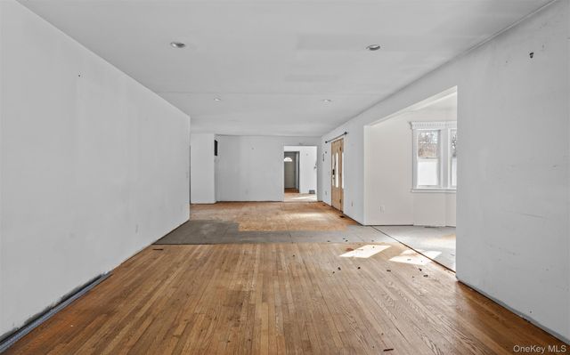 67 Church Lane, East Hampton, NY 11937