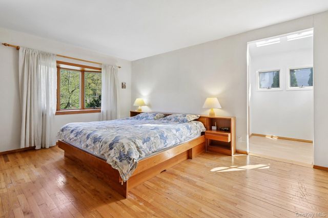 130 Wood Hollow Lane, New Rochelle, NY 10804