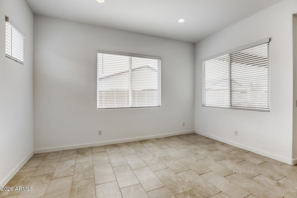 25155 N 177TH Avenue, Surprise, AZ 85387 — photo 5