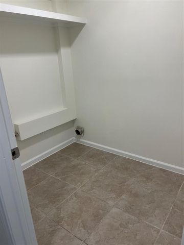 519 N Shady Lane, La Porte, TX 77571