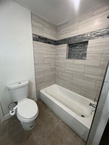 519 N Shady Lane, La Porte, TX 77571