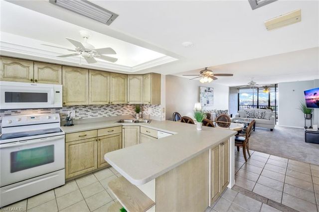 4280 SE 20th PL 703, Cape Coral, FL 33904