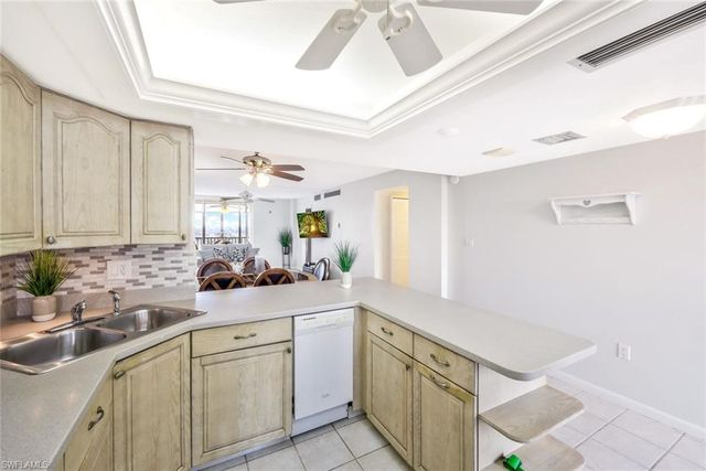 4280 SE 20th PL 703, Cape Coral, FL 33904