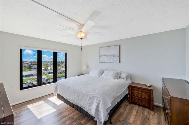 4280 SE 20th PL 703, Cape Coral, FL 33904