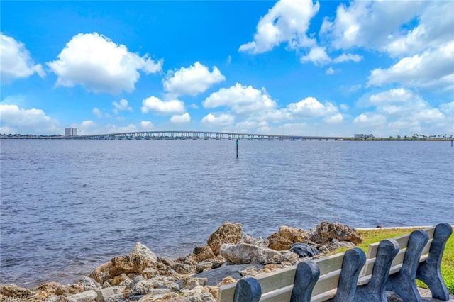 4280 SE 20th PL 703, Cape Coral, FL 33904