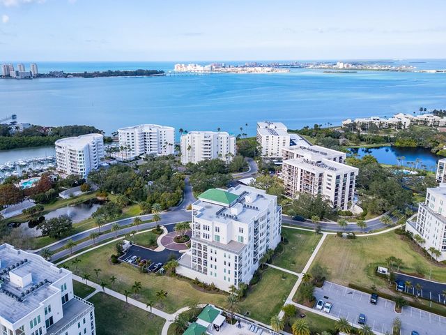 145 BELLEVIEW BOULEVARD 203, Belleair, FL 33756