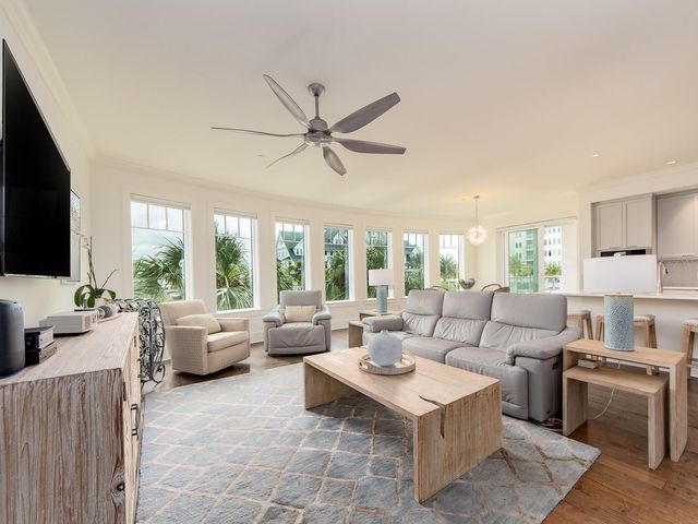 145 BELLEVIEW BOULEVARD 203, Belleair, FL 33756