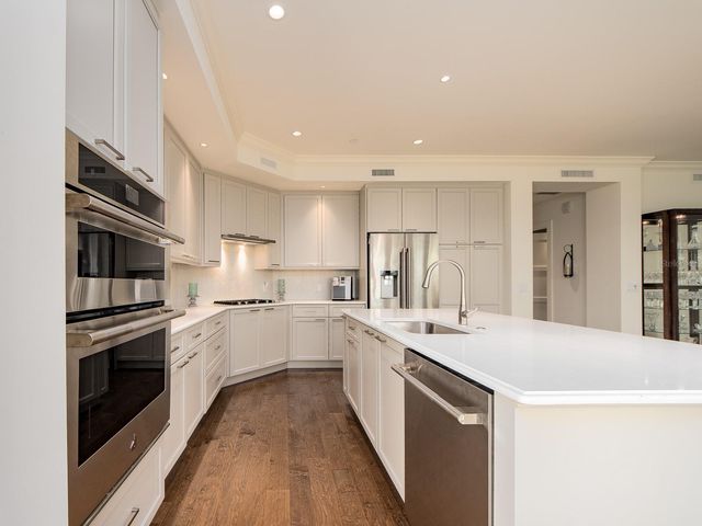 145 BELLEVIEW BOULEVARD 203, Belleair, FL 33756