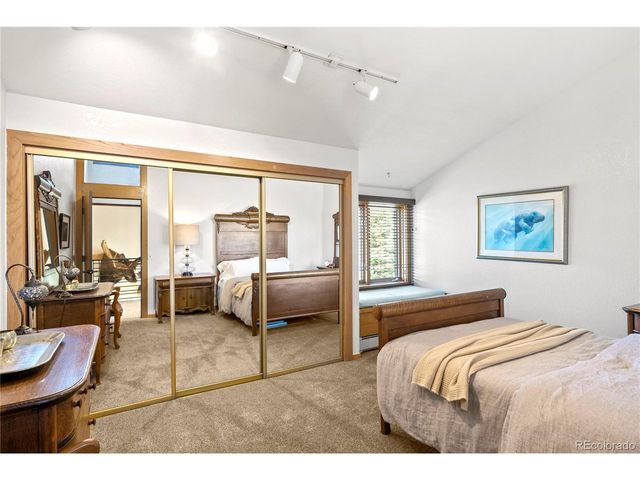 6 Blue Grouse Ridge Rd, Littleton, CO 80127