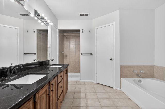 5301 Tartan Circle, Denton, TX 76208
