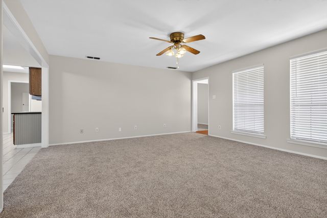 5301 Tartan Circle, Denton, TX 76208