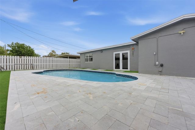 9771 NW 24th Place, Sunrise, FL 33322