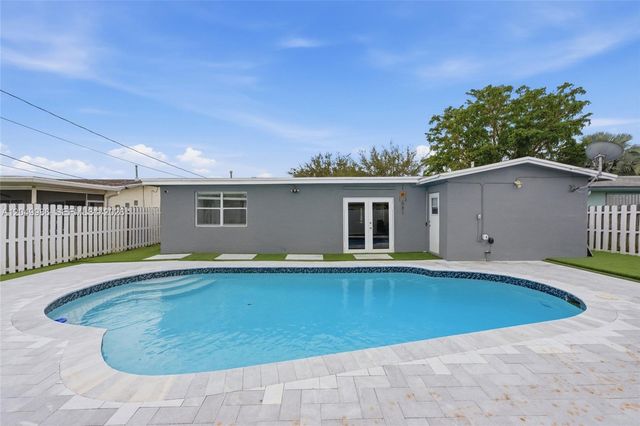 9771 NW 24th Place, Sunrise, FL 33322
