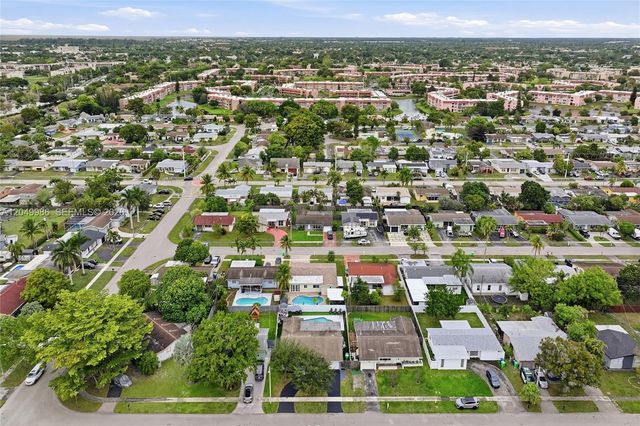 9771 NW 24th Place, Sunrise, FL 33322