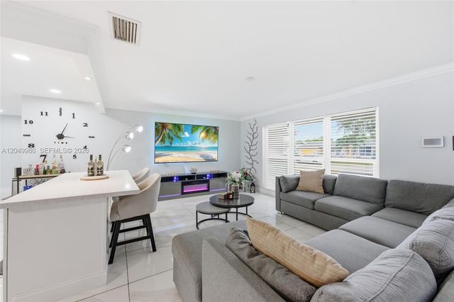 9771 NW 24th Place, Sunrise, FL 33322