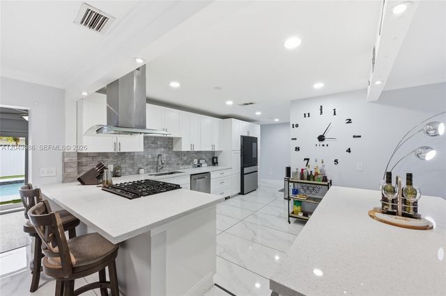 9771 NW 24th Place, Sunrise, FL 33322