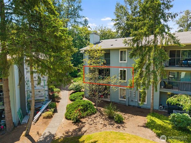 4635 W Lake Sammamish Parkway SE #G206, Issaquah, WA 98027