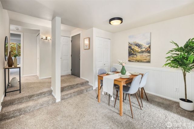4635 W Lake Sammamish Parkway SE #G206, Issaquah, WA 98027