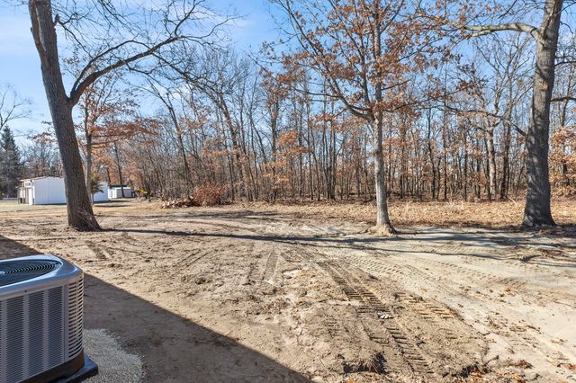 10842 N 1000 W, Demotte, IN 46310