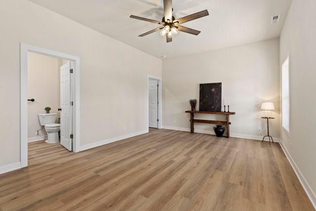 10842 N 1000 W, Demotte, IN 46310