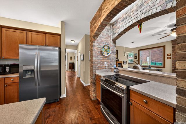 8819 LONDON HTS, San Antonio, TX 78254