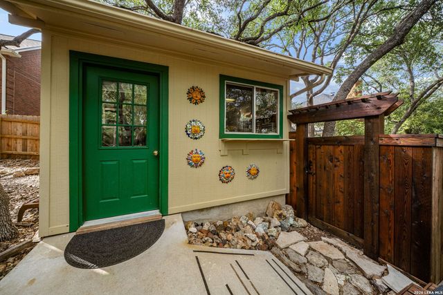 8819 LONDON HTS, San Antonio, TX 78254
