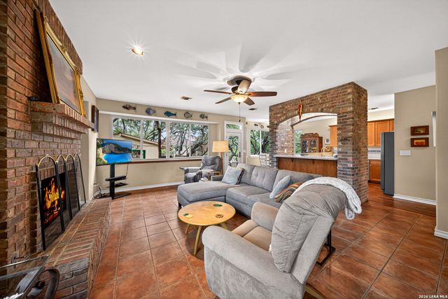 8819 LONDON HTS, San Antonio, TX 78254