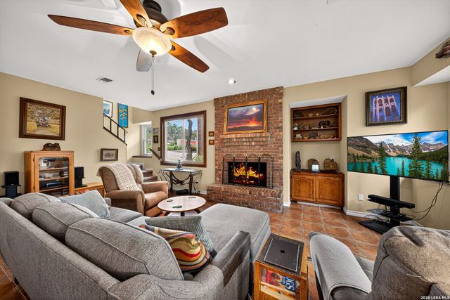 8819 LONDON HTS, San Antonio, TX 78254