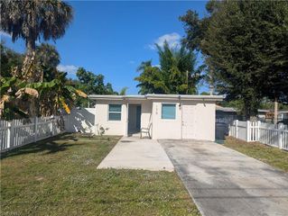 178 Evergreen RD, North Fort Myers, FL 33903