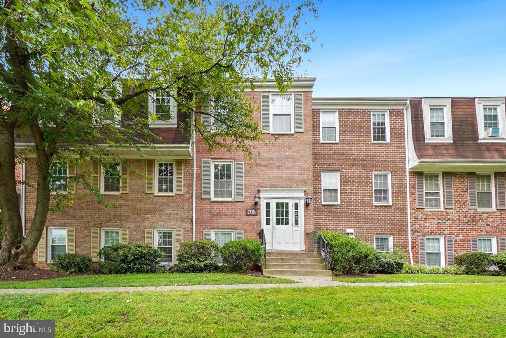 706 QUINCE ORCHARD BLVD #101, Gaithersburg, MD 20878