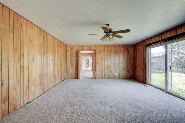 2212 Mauna Loa Dr, Ceres, CA 95307