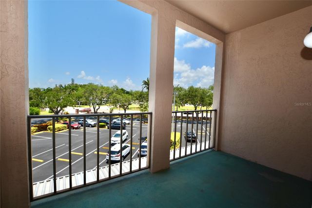 6150 GULFPORT BOULEVARD S 302, Gulfport, FL 33707