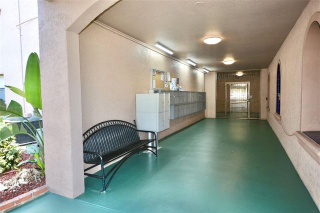 6150 GULFPORT BOULEVARD S 302, Gulfport, FL 33707