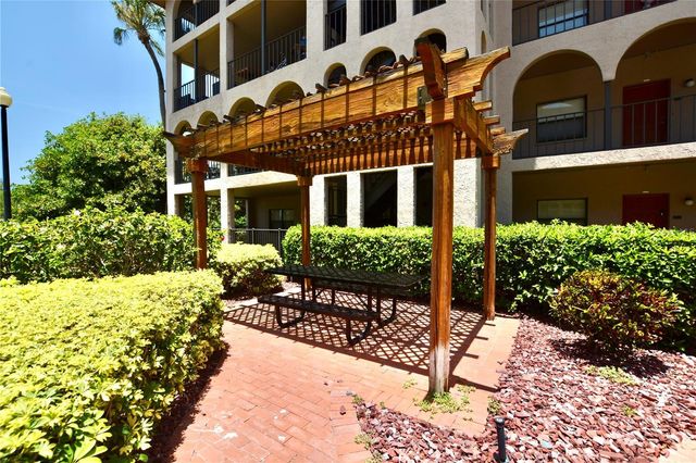 6150 GULFPORT BOULEVARD S 302, Gulfport, FL 33707