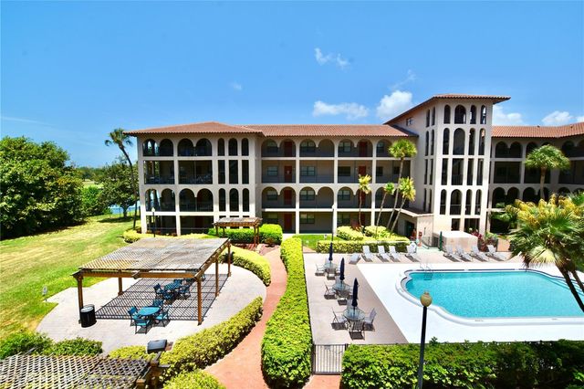 6150 GULFPORT BOULEVARD S 302, Gulfport, FL 33707