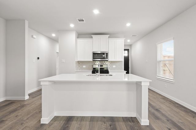 460 Long Branch Drive, Dayton, TX 77535