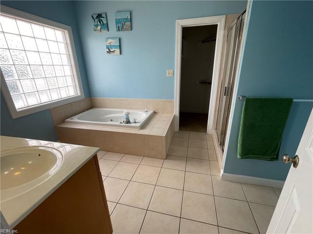 3647 E Ocean View AVE, Norfolk, VA 23518