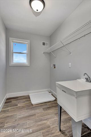 910 Malden Drive, Keyport, NJ 07735