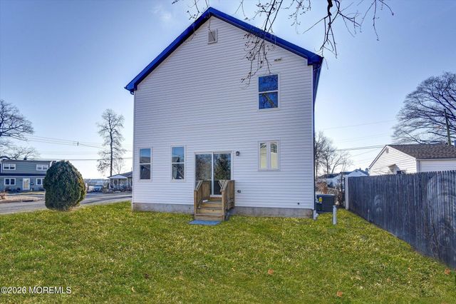 910 Malden Drive, Keyport, NJ 07735