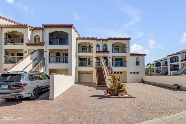 135 Marina Bay Drive, New Smyrna Beach, FL 32169