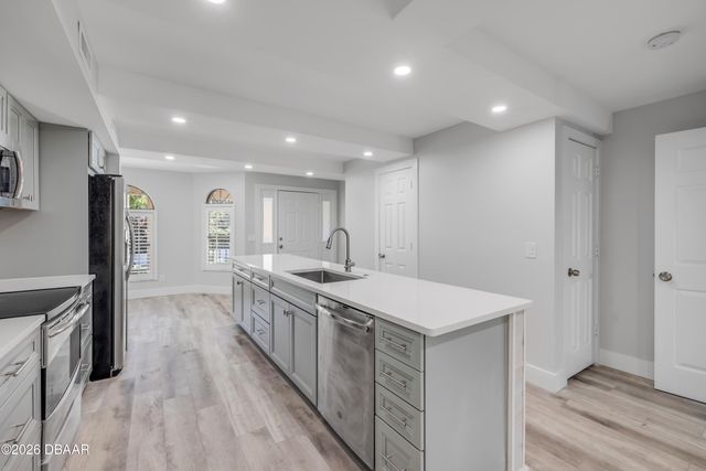 135 Marina Bay Drive, New Smyrna Beach, FL 32169