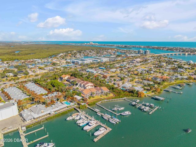 135 Marina Bay Drive, New Smyrna Beach, FL 32169