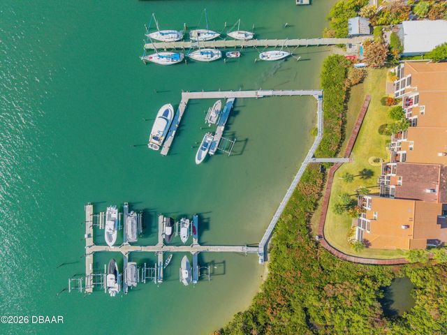 135 Marina Bay Drive, New Smyrna Beach, FL 32169