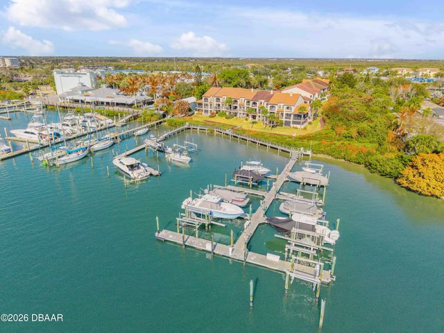 135 Marina Bay Drive, New Smyrna Beach, FL 32169