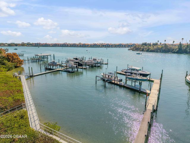 135 Marina Bay Drive, New Smyrna Beach, FL 32169