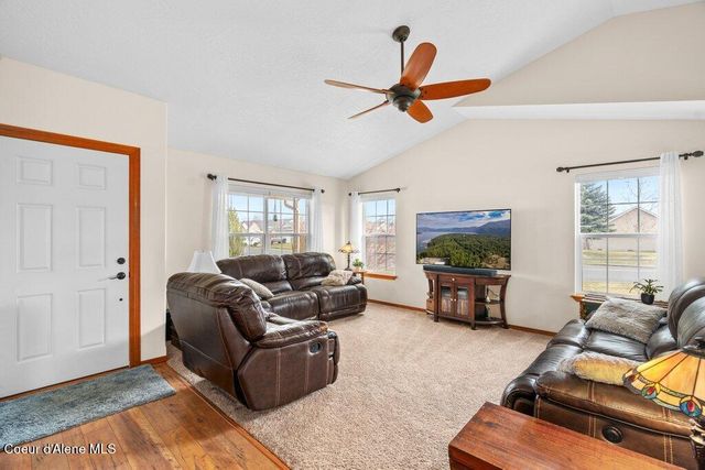 2744 N Alfalfa Loop, Post Falls, ID 83854