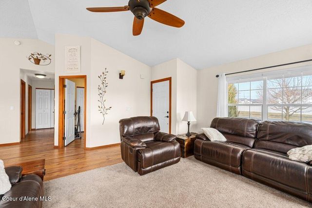 2744 N Alfalfa Loop, Post Falls, ID 83854