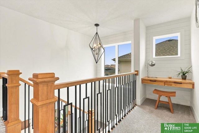 18222 Locust Street, Elkhorn, NE 68022