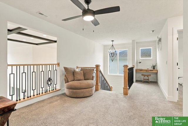 18222 Locust Street, Elkhorn, NE 68022