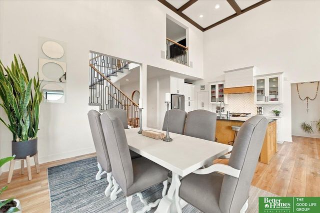 18222 Locust Street, Elkhorn, NE 68022